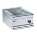 750W Dry Heat. Capacity: 2x GN 1/2