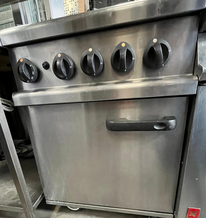 Professional Gas Range 4 Burners-Refurbished Canmac Refurbished