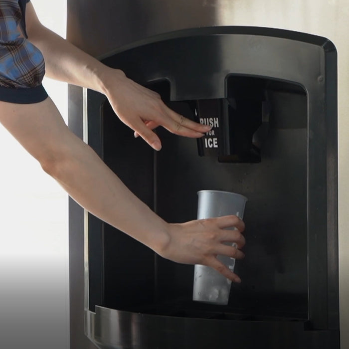 Combisteel Ice Dispenser - 60kg Capacity - Stainless Steel - Ventilated Cooling - R 290 Refrigerant - Compact Design - 230V Electric Power Combisteel