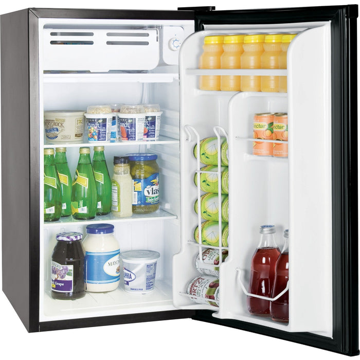 B GRADE Undercounter Refrigerator 91 Litre Reversible Door Black |  BC90 B GRADE Makfry