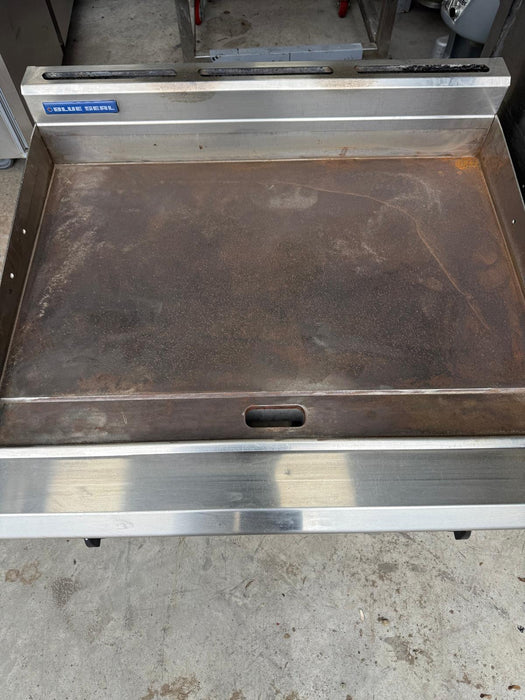 Blue Seal 90 cm Natural Gas Griddle-Refurbished Canmac Catering Equipment