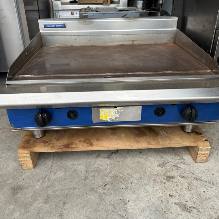 Blue Seal 90 cm Natural Gas Griddle-Refurbished Canmac Catering Equipment