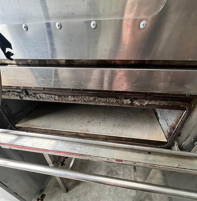 Commercial Double Deck Electric Single Phase Pizza Oven-Used Canmac Refurbished