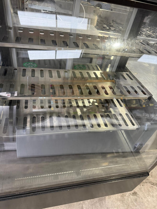 Tefcold Interlevin EVO902 HOT 1.41m² Upright Heated Display REFURBISHED