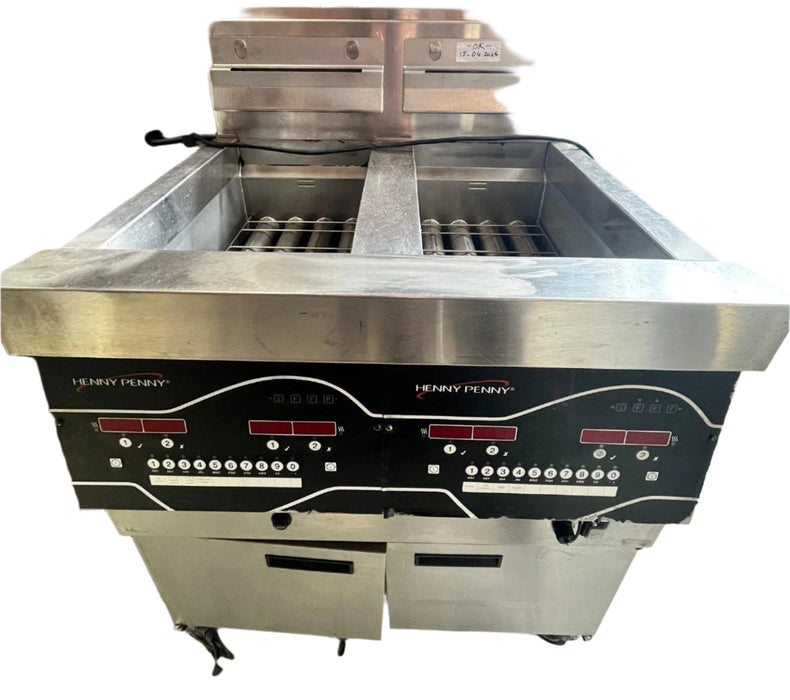 Henny Penny Chips Fryer Evolution Elite EEG-242 Double Tank Gas - Refurbished Canmac Refurbished