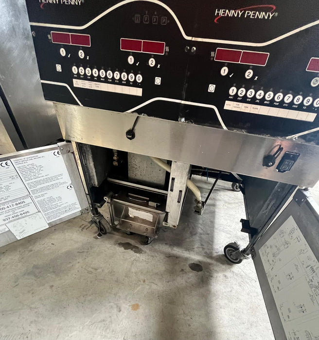 Henny Penny Chips Fryer Evolution Elite EEG-242 Double Tank Gas - Refurbished Canmac Refurbished