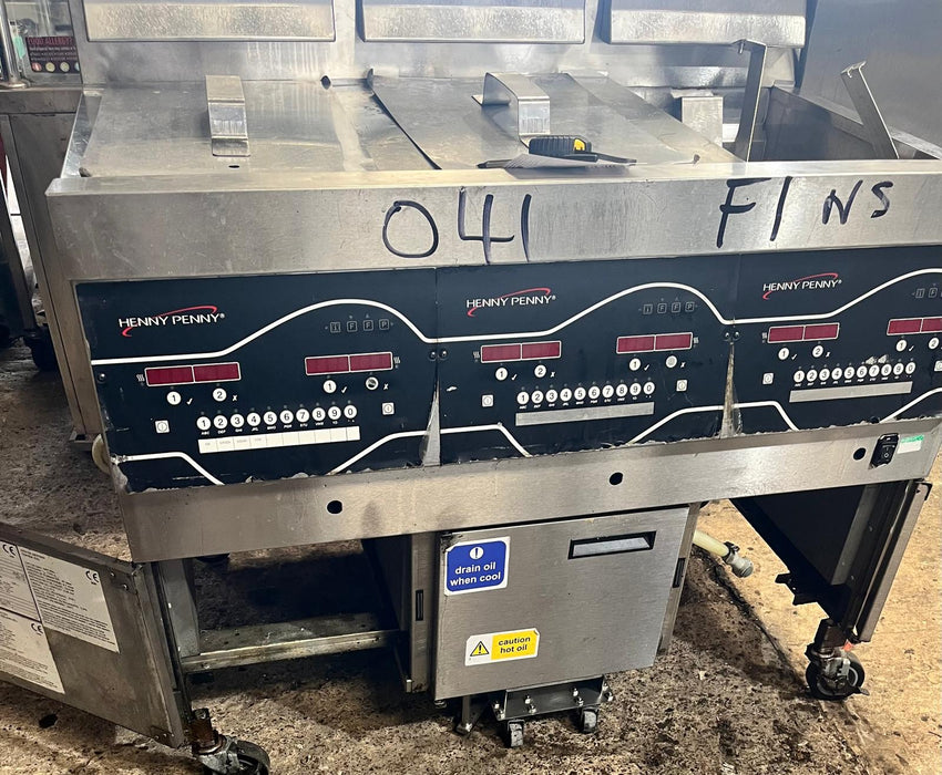 Henny Penny Open Fryer Evolution Elite EEG-243 Triple Tank Gas-Refurbished Canmac Refurbished