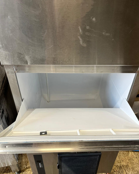 Commercial Hoshizaki IM-240NE Large Cube Ice Maker with Bin- Refurbished Canmac Refurbished