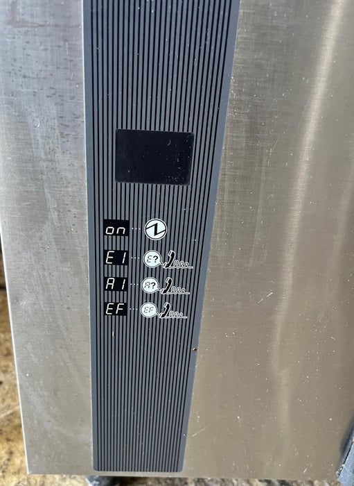 Commercial Hoshizaki IM-240NE Large Cube Ice Maker with Bin- Refurbished Canmac Refurbished