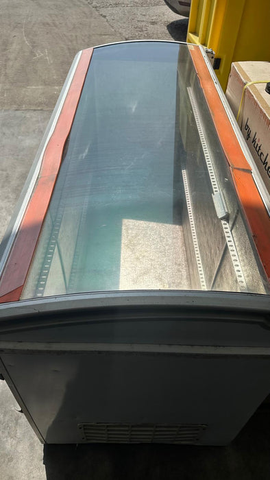 Novum 601L Glass Curve Top Display Freezer -Refurbished Canmac Catering Equipment
