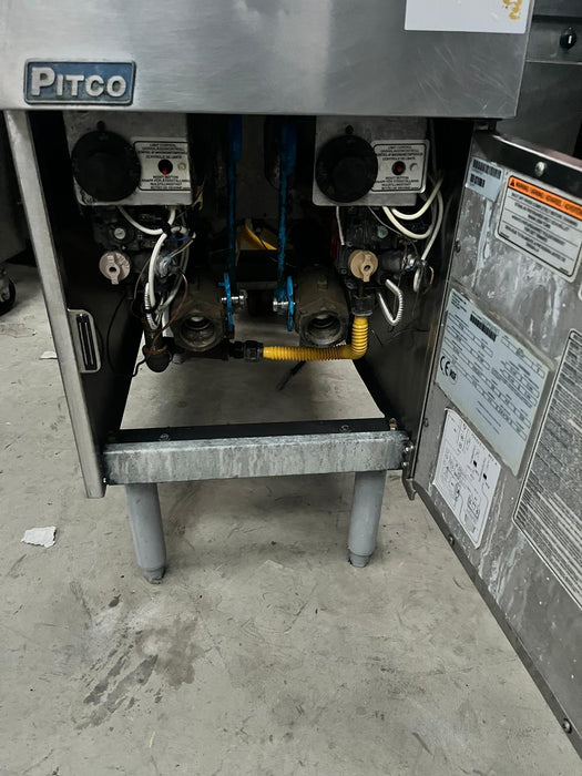 Commercial Pitco Twin Tank Twin Basket Gas Fryer SG14T- Refurbished Canmac Refurbished