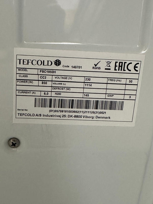 B Grade Tefcold Display Fridge Glass 2 Door FSC1950H Canmac Catering Equipment