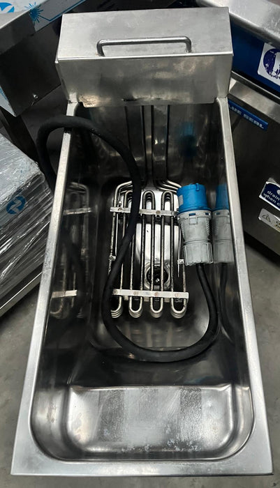 Valentine 250 Single Tank Electric Fryer Electric Single Phase-Refurbished Canmac Refurbished