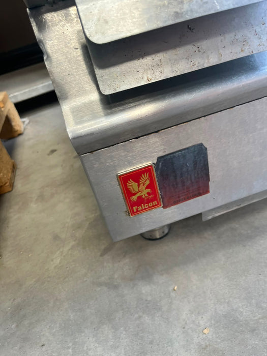 Falcon G3925 Dominator Plus 900mm Gas Chargrill 3 Burner Commercial Catering Canmac Catering Equipment