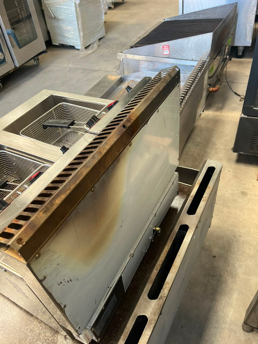 Adexa GF182 Commercial Twin Tank Gas Fryer – 2 x 17L – Natural Gas – 27kW Canmac Catering Equipment