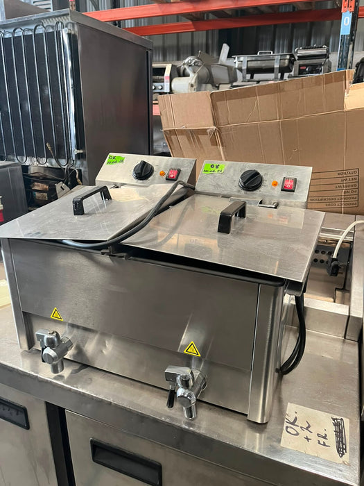 Adexa HDF8+8 Commercial Twin Tank Electric Fryer – 8L + 8L Canmac Catering Equipment