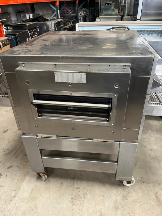 Zanolli Synthesis 08/50 V Gas Conveyor Pizza Oven Canmac Catering Equipment
