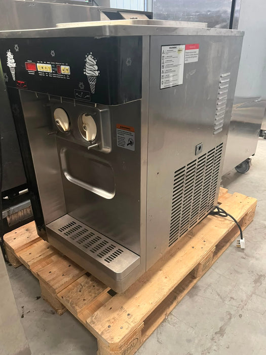 Commercial Longo & Co OP132BA Soft Ice Cream / Frozen Yoghurt Machine – 32L/H Canmac Catering Equipment