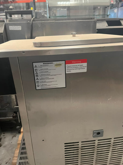 Commercial Longo & Co OP132BA Soft Ice Cream / Frozen Yoghurt Machine – 32L/H Canmac Catering Equipment