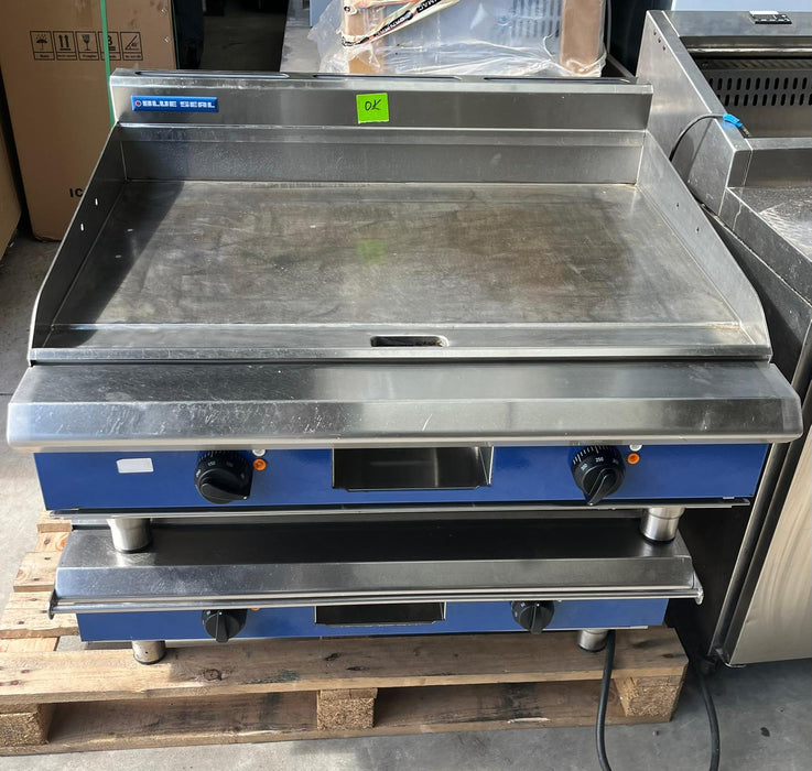 Blue Seal Evolution EP516-B 900mm Electric Commercial Griddle – £1500 EACH Canmac Catering Equipment