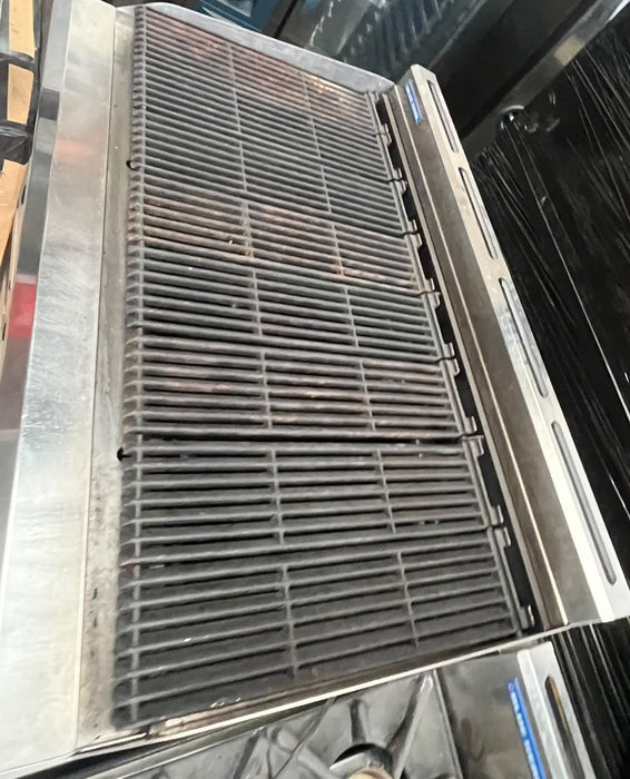 Blue Seal G598 1200mm 4 Burner Gas Chargrill – Refurbished Canmac Catering Equipment