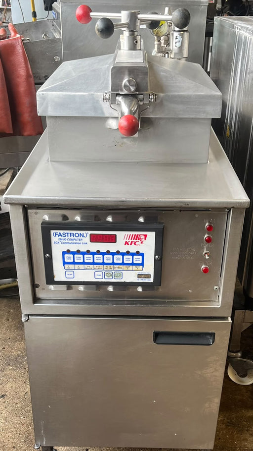 Henny Penny PFG-600 Gas Pressure Fryer 22L FASTRON EM-90 Commercial Canmac Catering Equipment