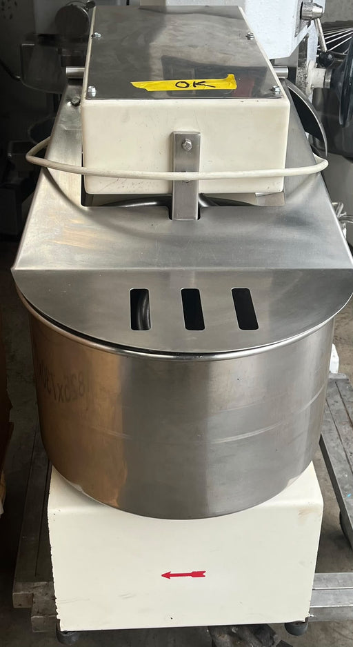 Commercial Spiral Dough Mixer – Professionally Refurbished – Fully Working Canmac Catering Equipment