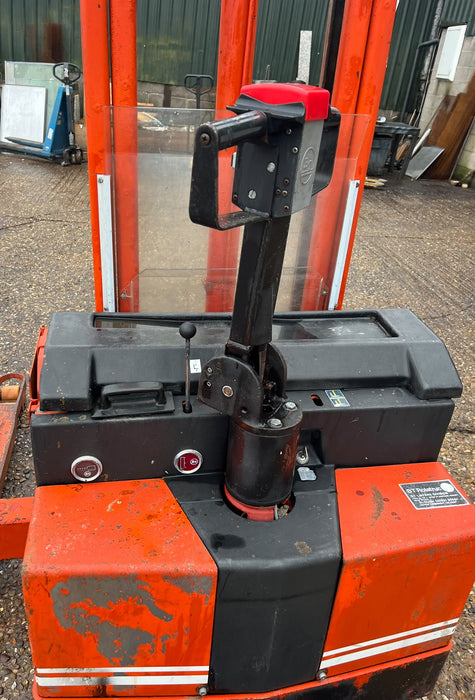 BT Products AB Electric Pedestrian Pallet Stacker – 1000kg – 2.9m Lift Canmac Catering Equipment