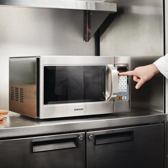 Samsung Light Duty Programmable Microwave 26ltr 1100W CM1089 Samsung