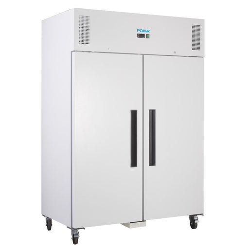 450W. Total usable capacity: 770 Ltr. R290