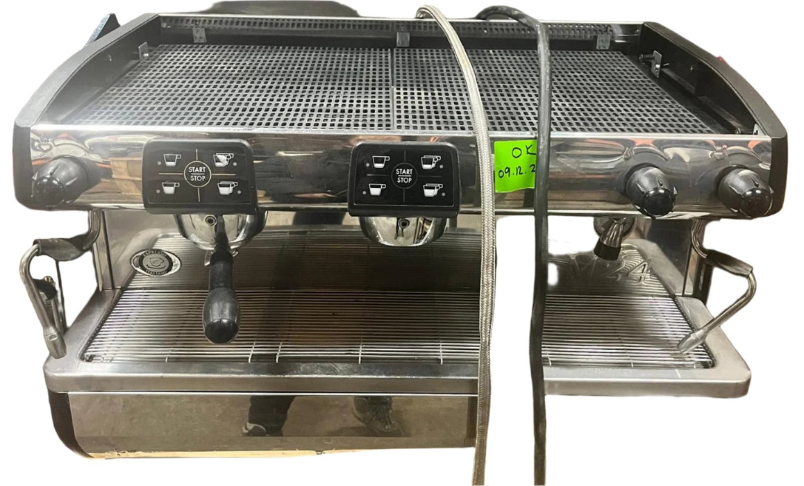 LA CIMBALI AUTOMATIC ESPRESSO COFFEE MACHINE 2 GRUP -Refurbished