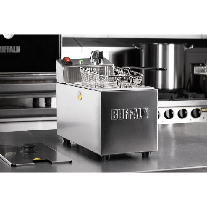 Buffalo Single Tank Single Basket 3Ltr Countertop Fryer 2kW Buffalo