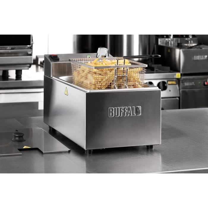 Buffalo Single Tank Single Basket 5Ltr Countertop Fryer 2.8kW Buffalo