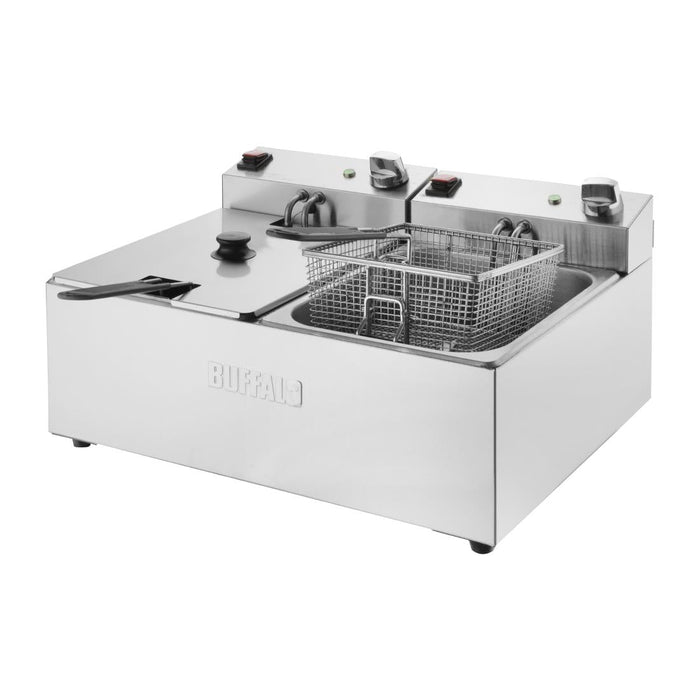 Buffalo Twin Tank Twin Basket 2x5Ltr Countertop Fryer 2x2.8kW Buffalo