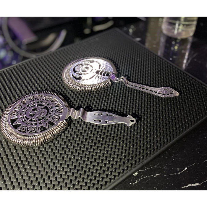 Beaumont Stainless Steel Skull Throwing Strainer Beaumont