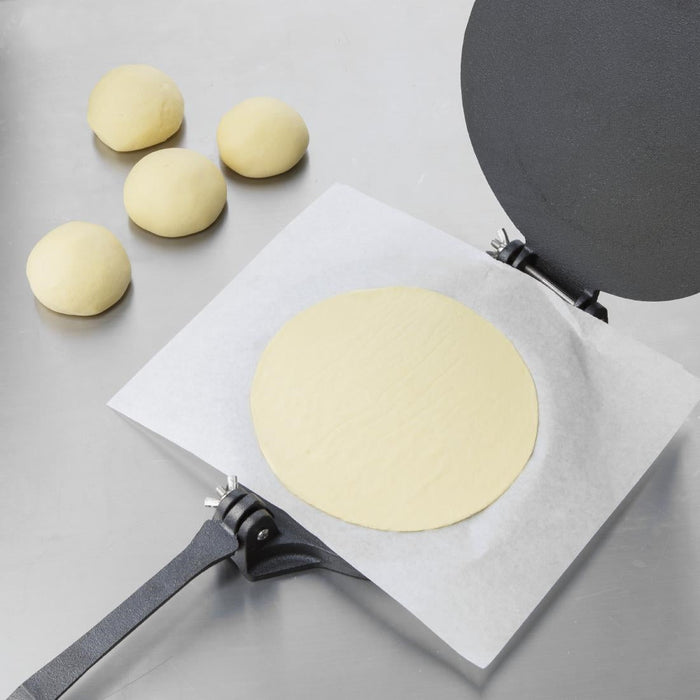 Vogue Cast Iron Tortilla Press 200mm Vogue