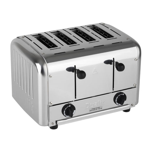 2.7kW. 4 Slots. Colour: Stainless steel