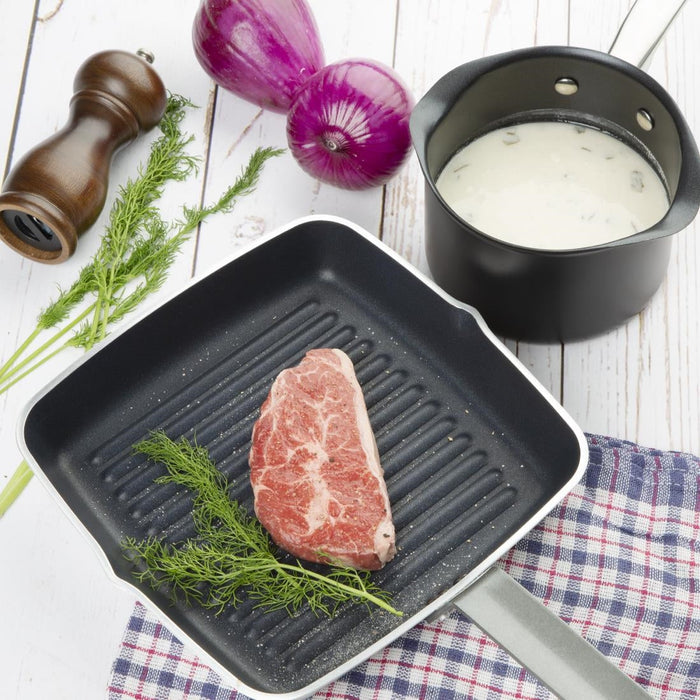 Vogue Aluminium Square Non-Stick Teflon Ribbed Skillet Pan 24cm Vogue