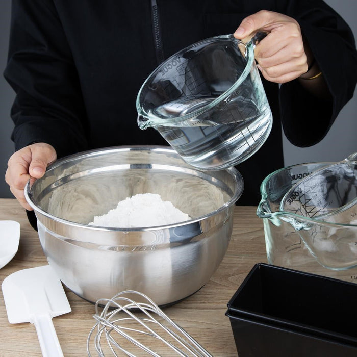 Vogue Glass Measuring Jug 2375ml Vogue