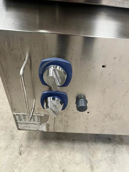 Commercial Electrolux Professional 700XP Manual Tilt Gas Bratt Pan - Used Canmac Refurbished