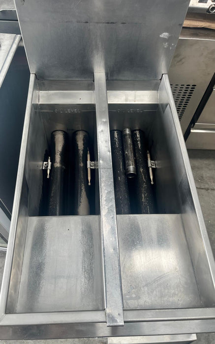 Imperial Twin Tank Twin Basket Free Standing Natural Gas Fryer-Refurbished Canmac Refurbished