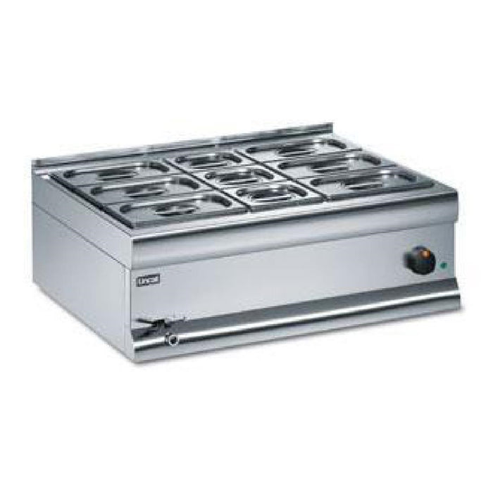 1kW Dry Heat. 6x GN 1/4 & 3x GN 1/6 pans included