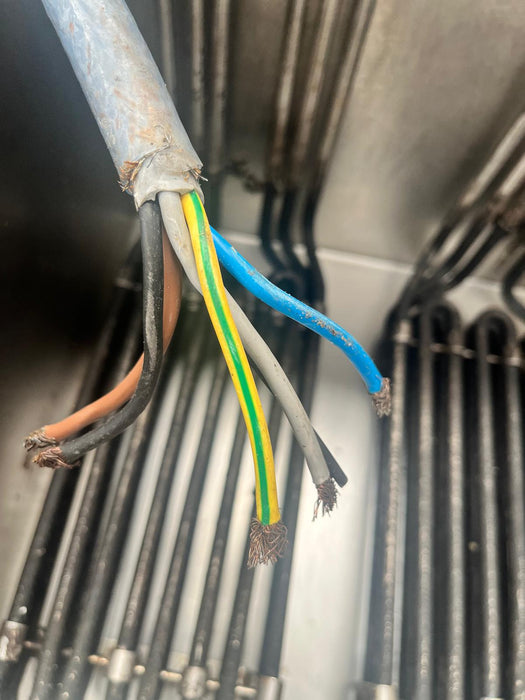 Falcon Single Tank Twin Basket Free Standing Electric Fryer E3840-Refurbished Canmac Refurbished