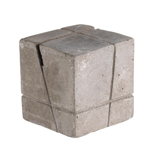 30(H) x 30(W) x 30(D)mm. Pack Quantity: 4