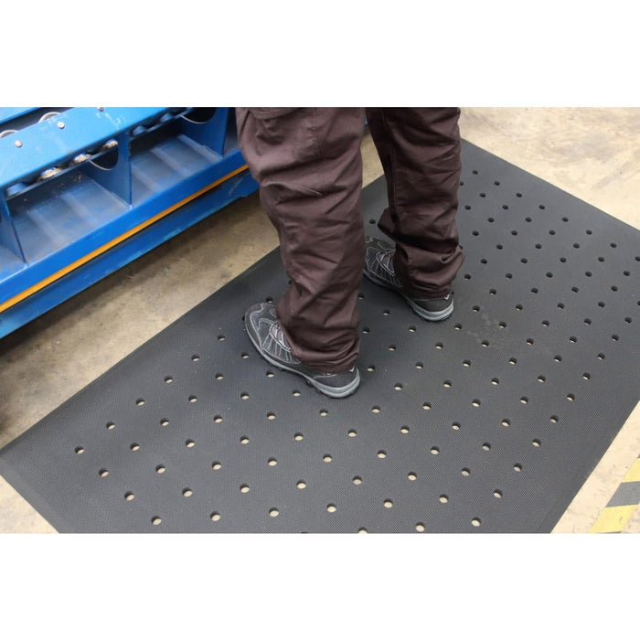 COBA Hygimat Anti-Fatigue Mat Black With Drainage Holes 0.6 x 0.9m Coba