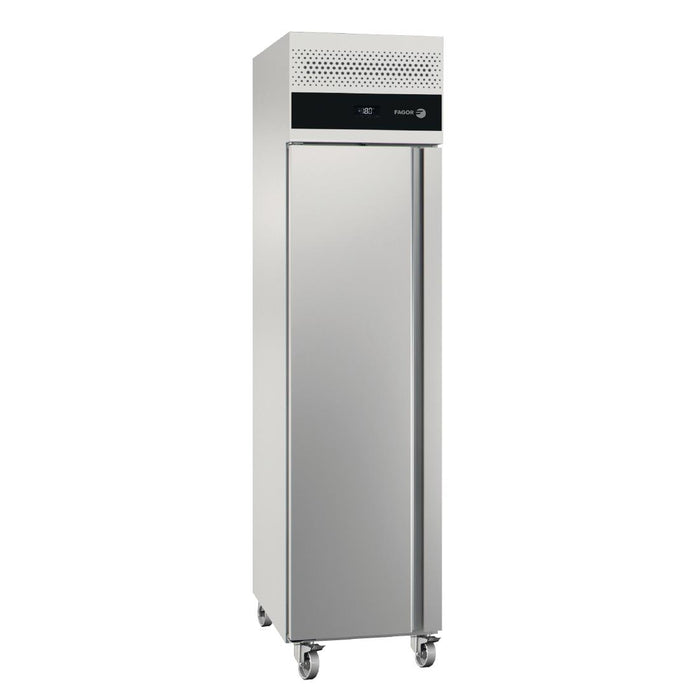 719W. Net capacity: 231Ltr