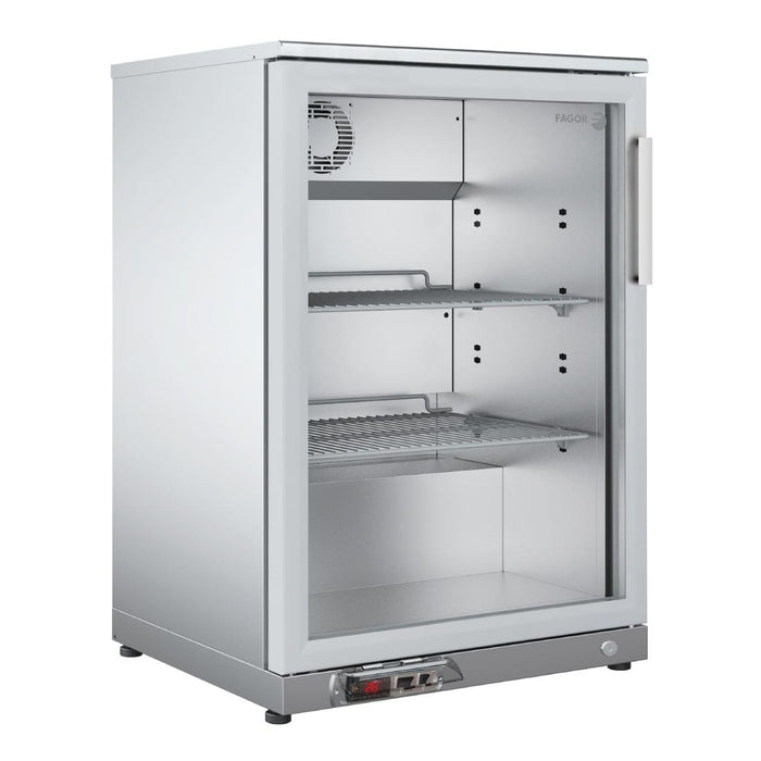 220W. Net capacity: 137Ltr