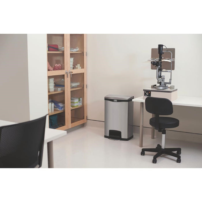 Rubbermaid Slim Jim Step-On Pedal Bin Stainless Steel 90Ltr Slim Jim