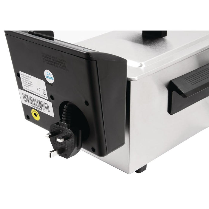 Caterlite Light Duty Single Tank Single Basket Countertop Electric Fryer 2kW Caterlite