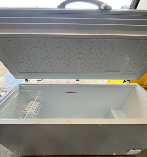 Gram CF 61 SG UK Stainless Steel Lid Chest Freezer 607 Litres-Refurbished Canmac Refurbished